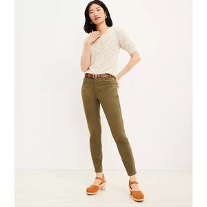 Loft 5 Pocket Skinny Pants in Spring Pine Size 4/27